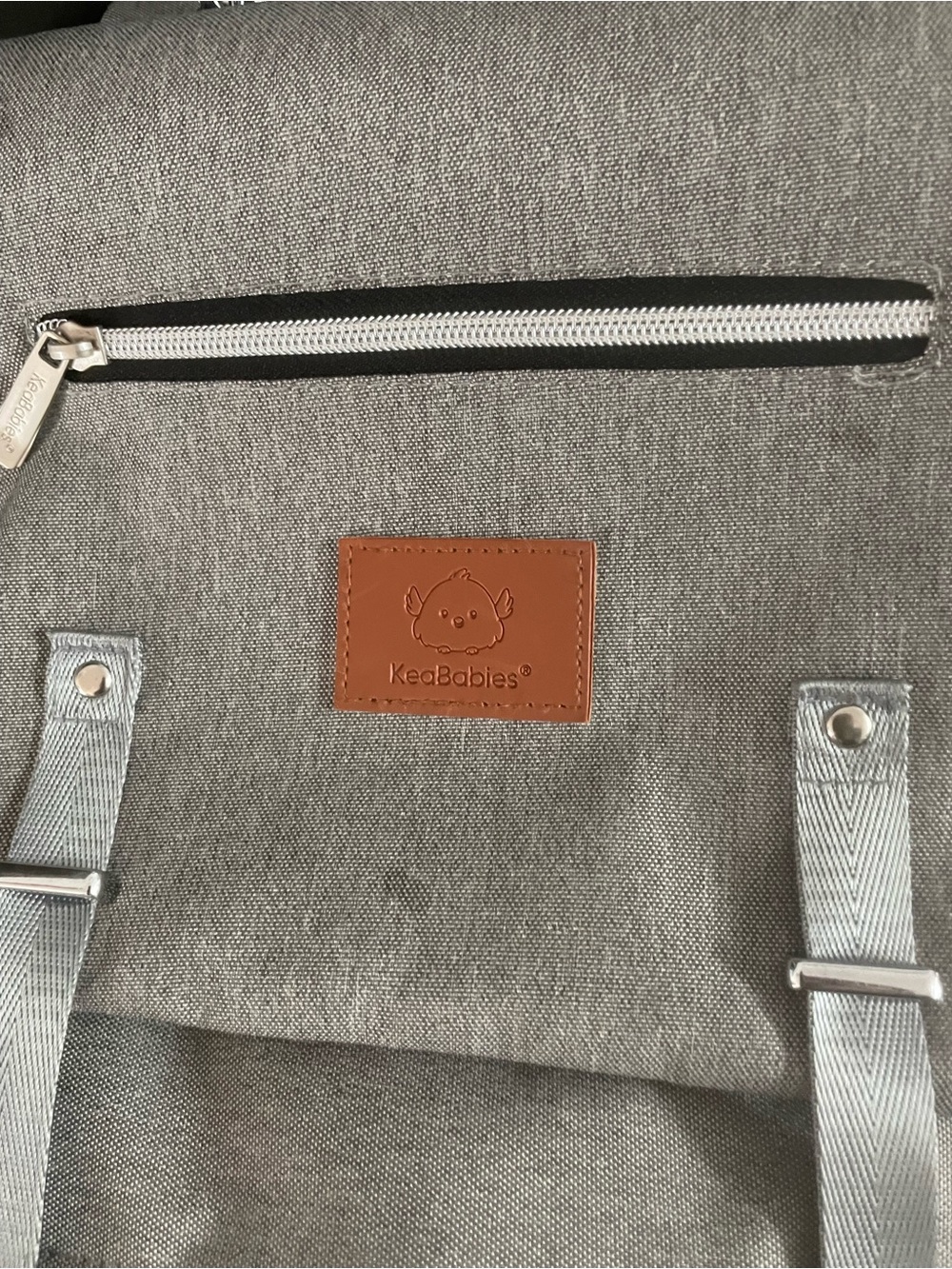Grey diaper bag used only 7 months but great condition